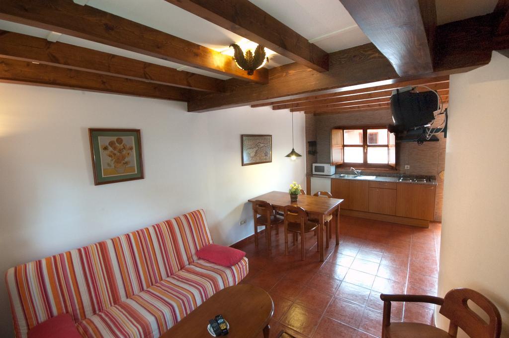 Apartamentos El Cueto De Los Collado Villanueva de Pria Esterno foto