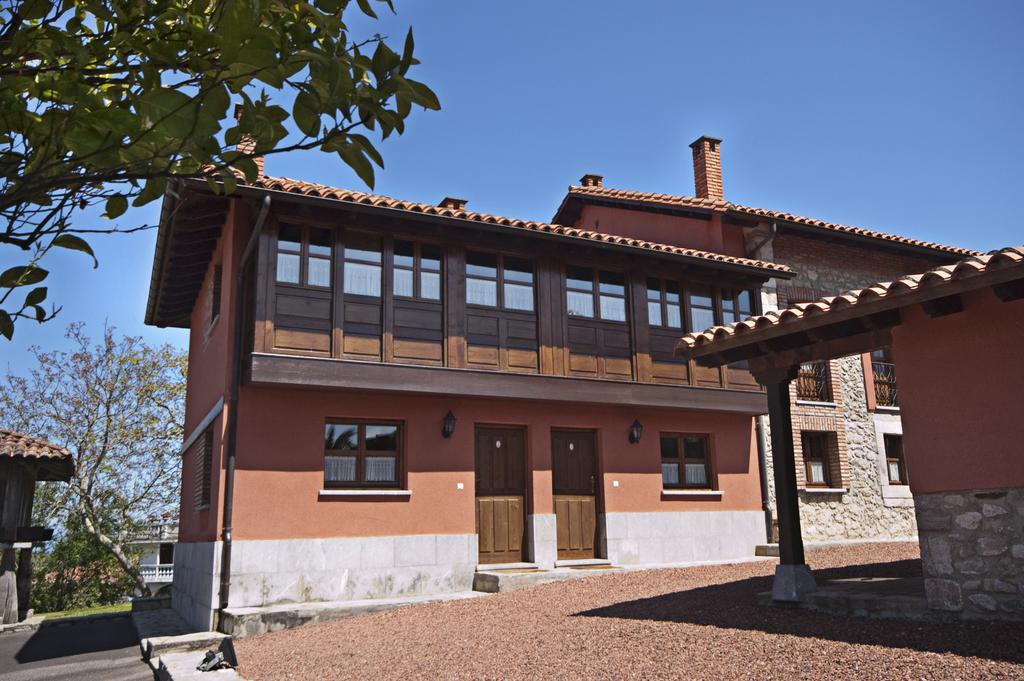 Apartamentos El Cueto De Los Collado Villanueva de Pria Esterno foto